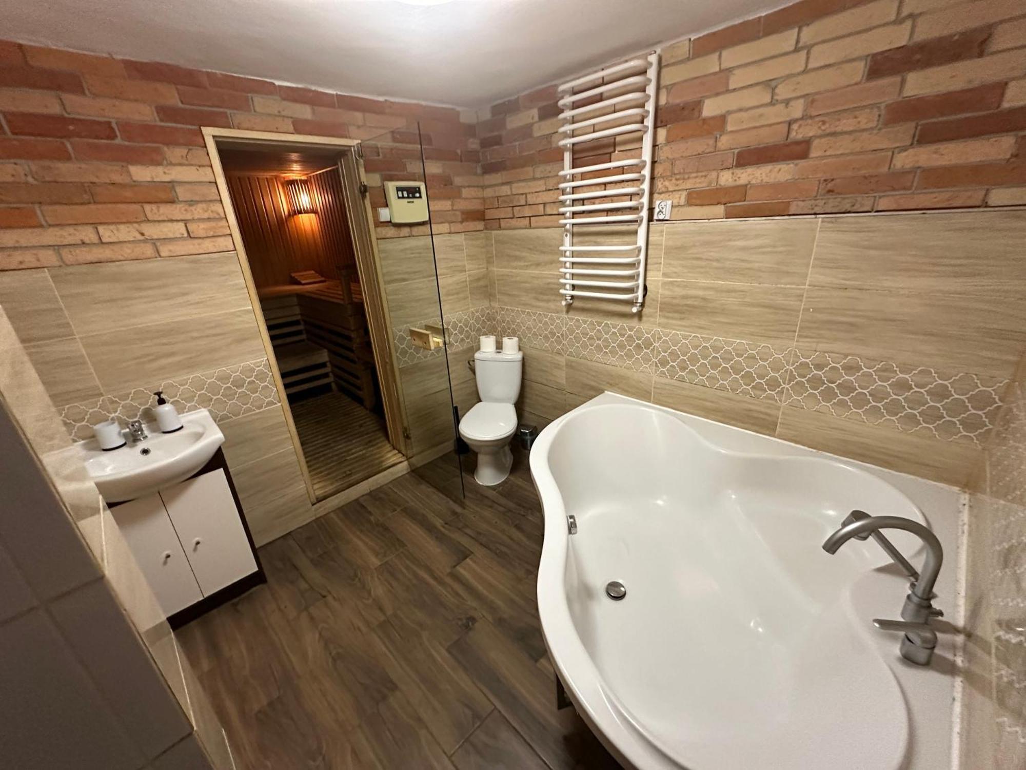 Jozka Chata Max 15 Os Sauna Jacuzzi Porąbka Eksteriør billede